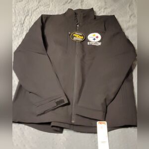 MENS SIZE L. PITTSBURGH STEELERS SOFTSHELL JACKET.